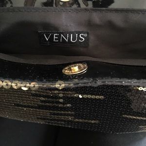 Venus NWOT Tote.